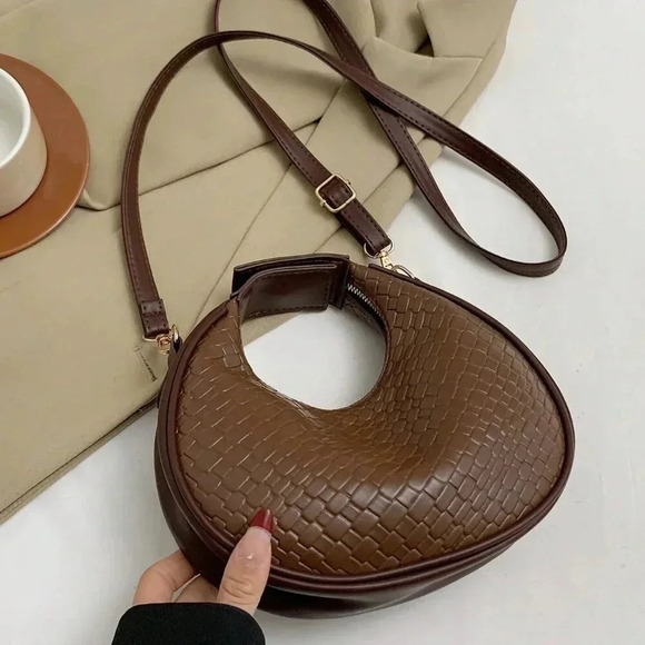 Coffee Brown Vintage Women's European And American Style Design Pu Crossbody Bag - Picture 6 of 8